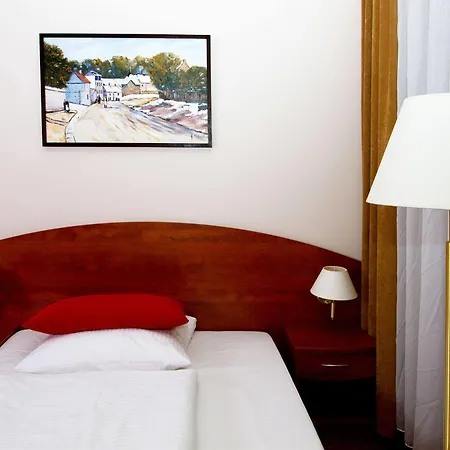 Hotel Abell 2*